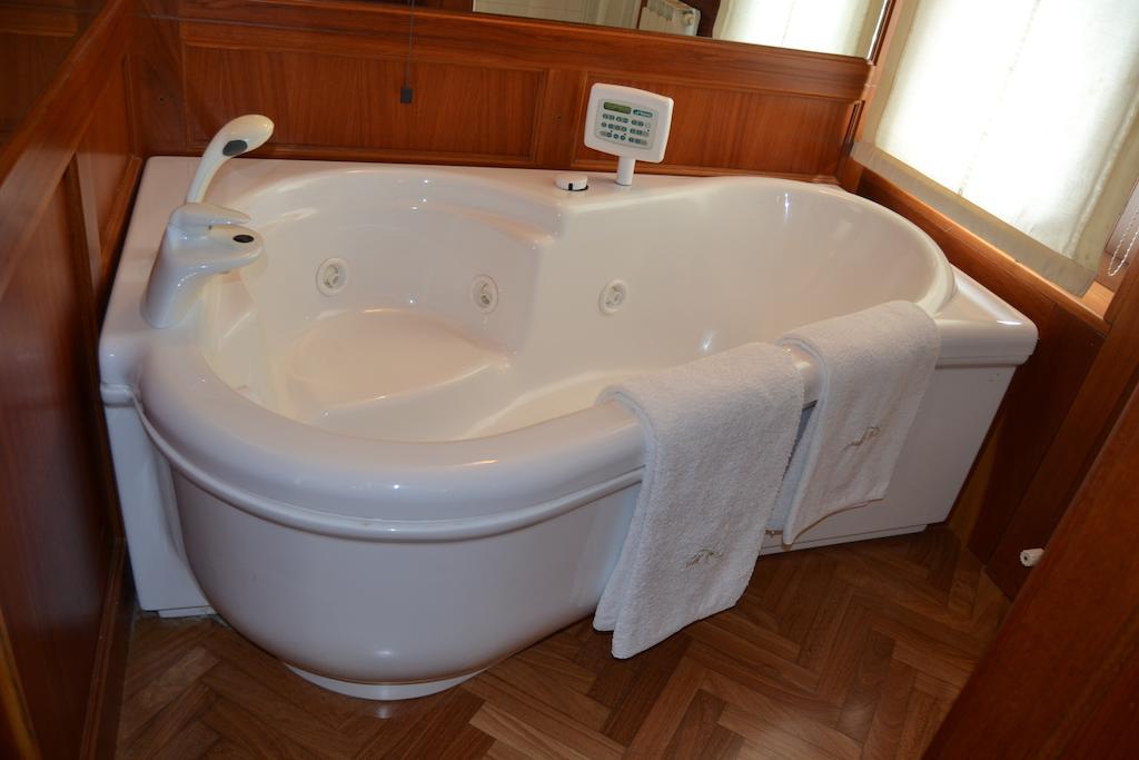 Villa Zagara Luxury Bed And Breakfast Pescara Quarto foto