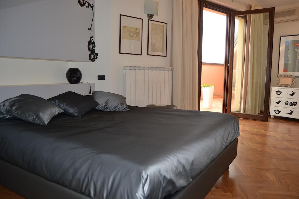 Villa Zagara Luxury Bed And Breakfast Pescara Quarto foto